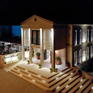 Otel Cemal Alaçati Butık
